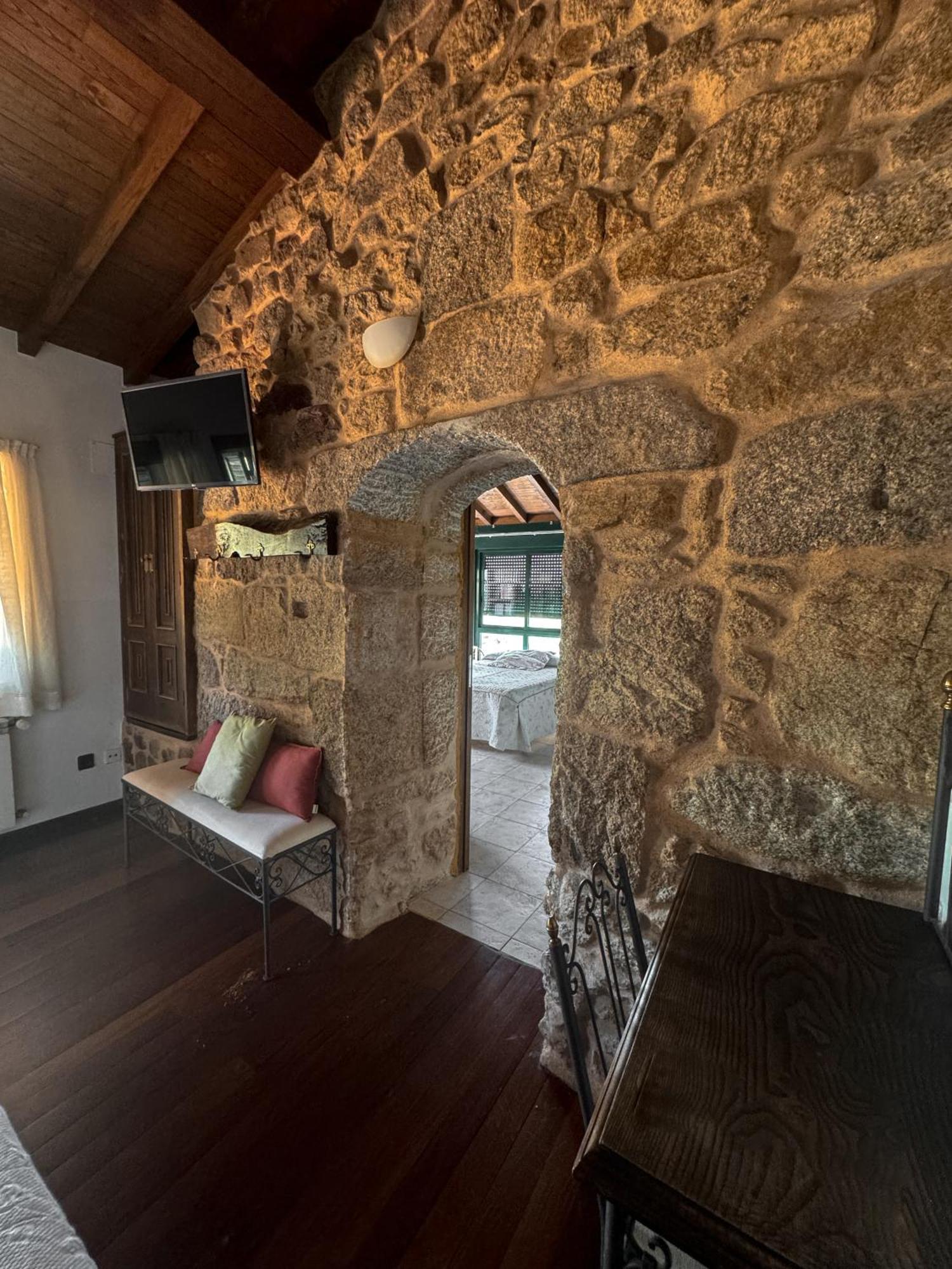 Aldea Figueiredo Guest House Ourense Luaran gambar