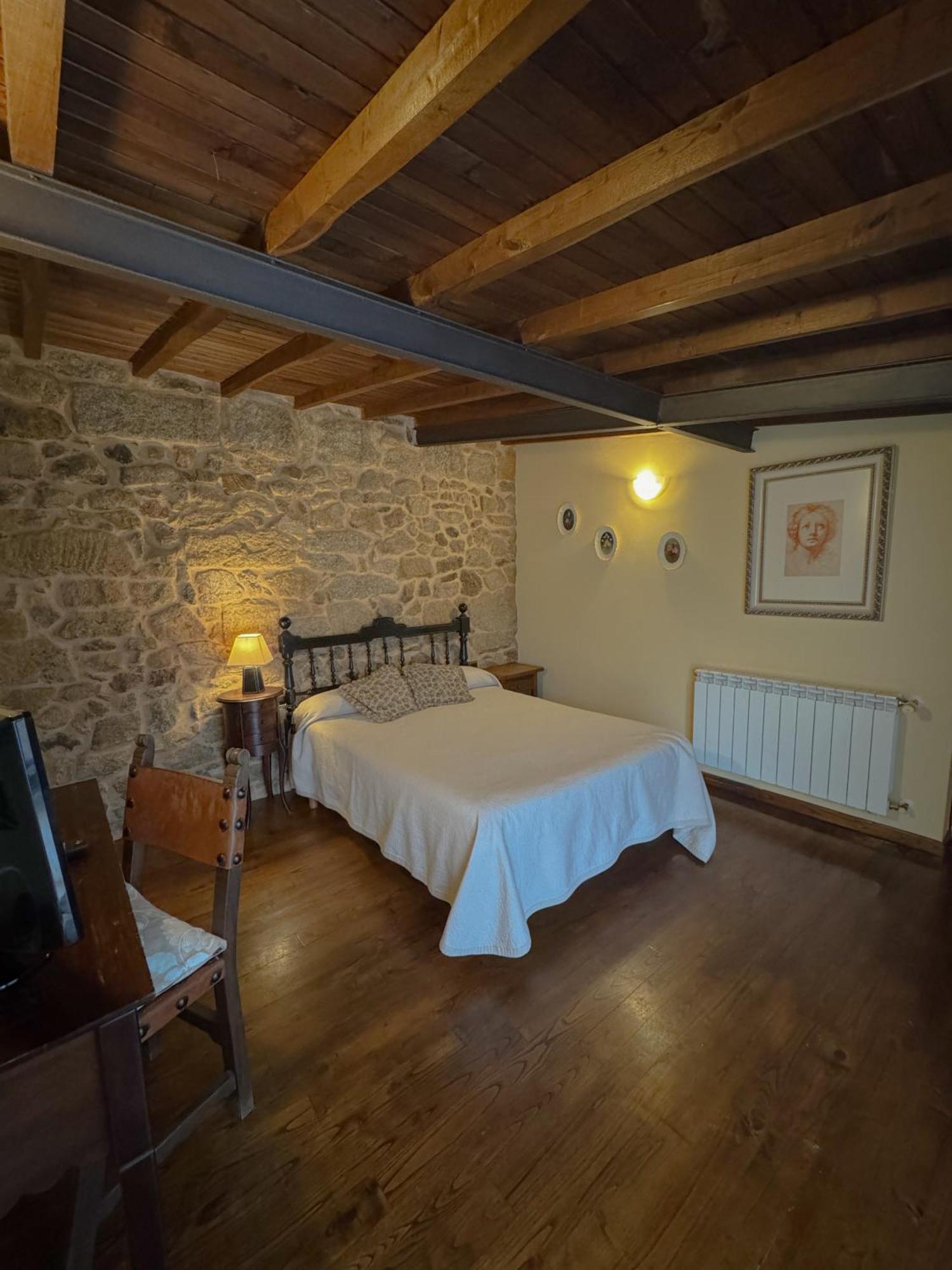 Aldea Figueiredo Guest House Ourense Luaran gambar